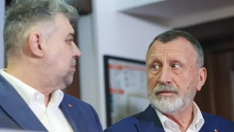 Doi hoți prahoveni și doi hoți de lux: România, patria hoției în stereo Doi hoți prahoveni și doi hoți de lux: România, patria hoției în stereo